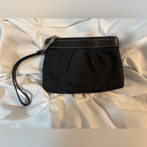 Coach Crossbody Bag Set - Black and Pink - Picture 10 of 16